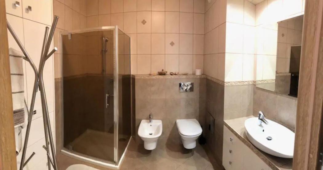 Apartment On The Boulvard Краков Экстерьер фото