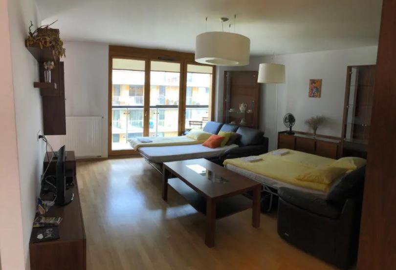 Apartment On The Boulvard Краков Экстерьер фото